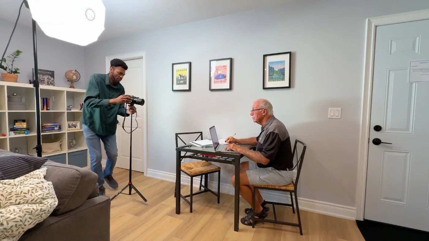 Behind the scenes: Dominic filming with Tim for EZR Bedding